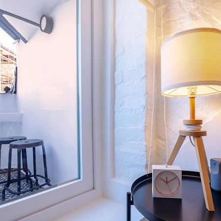 Apartament Vibrant Flat 5 Minutes Walk To Istiklal In Beyoglu Stambuł Zewnętrze zdjęcie