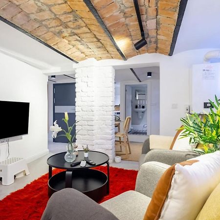 Apartament Vibrant Flat 5 Minutes Walk To Istiklal In Beyoglu Stambuł Zewnętrze zdjęcie