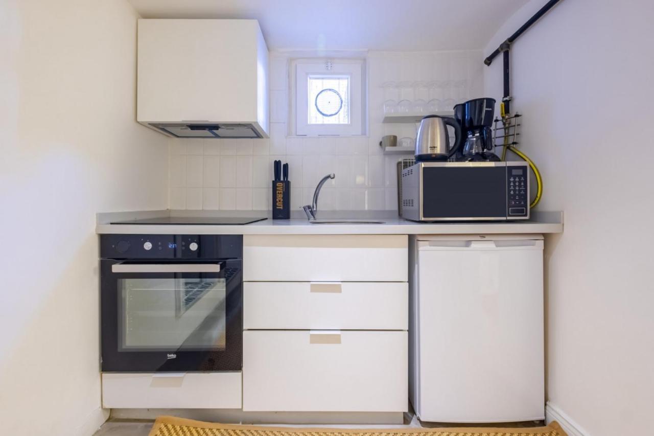 Apartament Vibrant Flat 5 Minutes Walk To Istiklal In Beyoglu Stambuł Zewnętrze zdjęcie